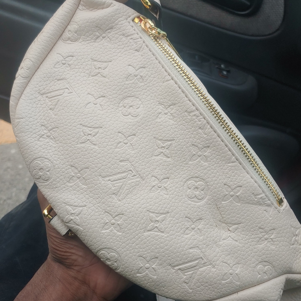 Elegant Cream Designer Shoulder Bag